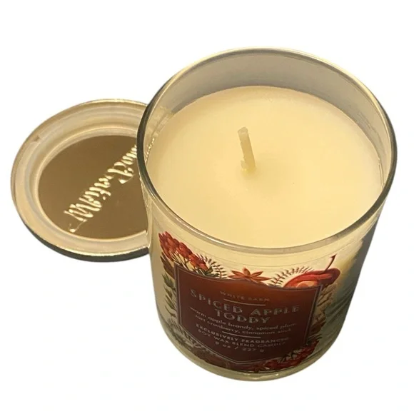 White Barn Spiced Apple Toddy Candle (NWT!) - Picture 2 of 2
